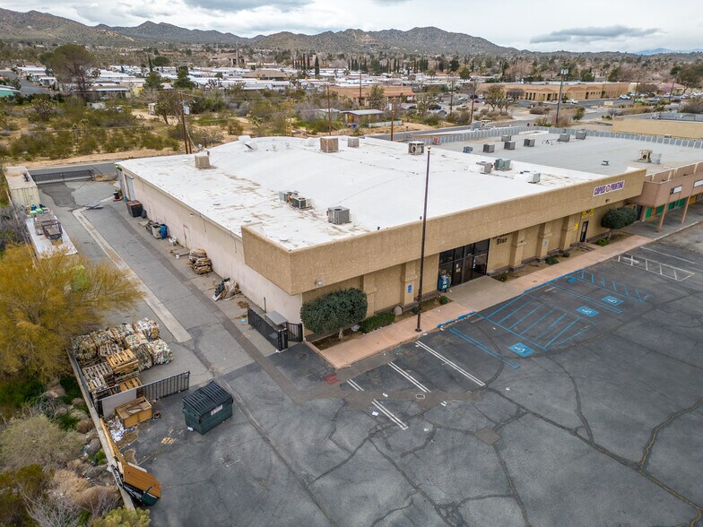 More Photos Of 56445 29 Palms, Yucca Valley Freestanding For Lease