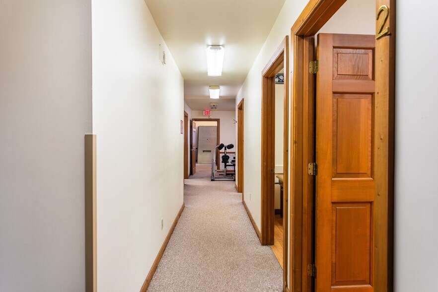 More Photos Of 1864-1870 Dayton Germantown Pike, Germantown Medical For Sale