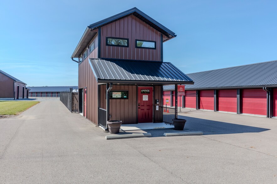 More Photos Of 536 Monroe Concord Rd, Troy Self Storage For Sale