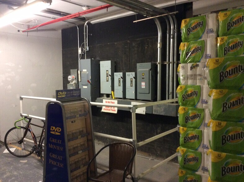 More Photos Of 5216-5224 5th Ave, Brooklyn Office For Sale