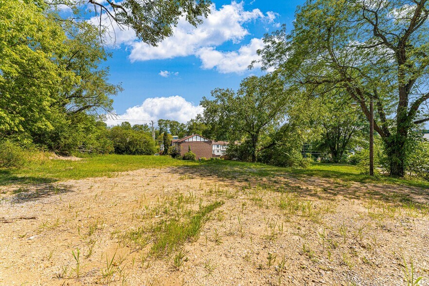 More Photos Of TBD Pineview Dr, Morgantown Land For Sale