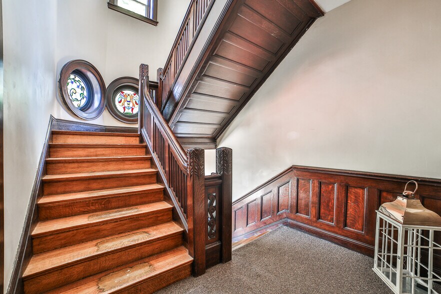 More Photos Of 176 North St, Buffalo Apartments For Sale