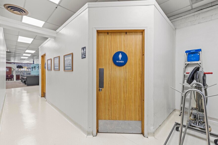 More Photos Of 348 Market St, Colusa Restaurant For Sale