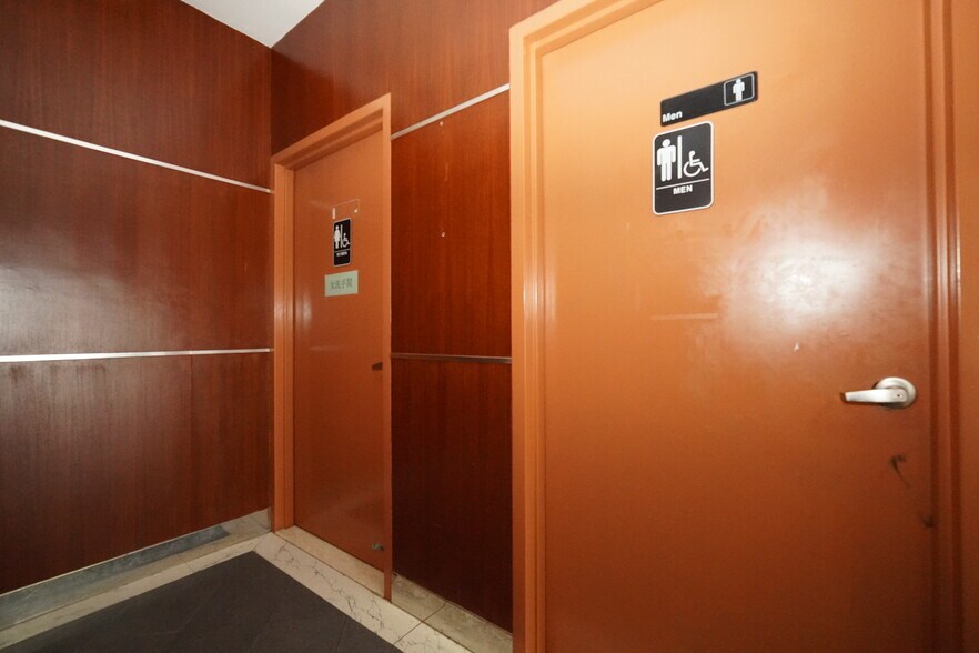 More Photos Of 2 Allen St, New York Medical For Sale