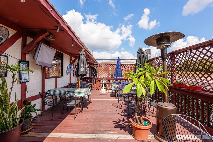 More Photos Of 3044 Deans Bridge Rd, Augusta Restaurant For Sale