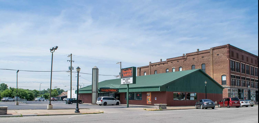 Primary Photo Of 53 E Market St, Wabash Storefront Retail Office For Lease