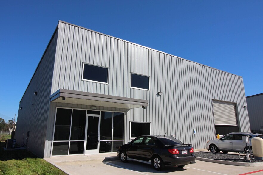 More Photos Of 6702 Theall Rd, Houston Industrial For Sale