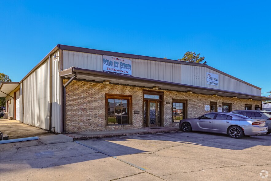 Primary Photo Of 1112 Highway 51, Ponchatoula Office For Lease