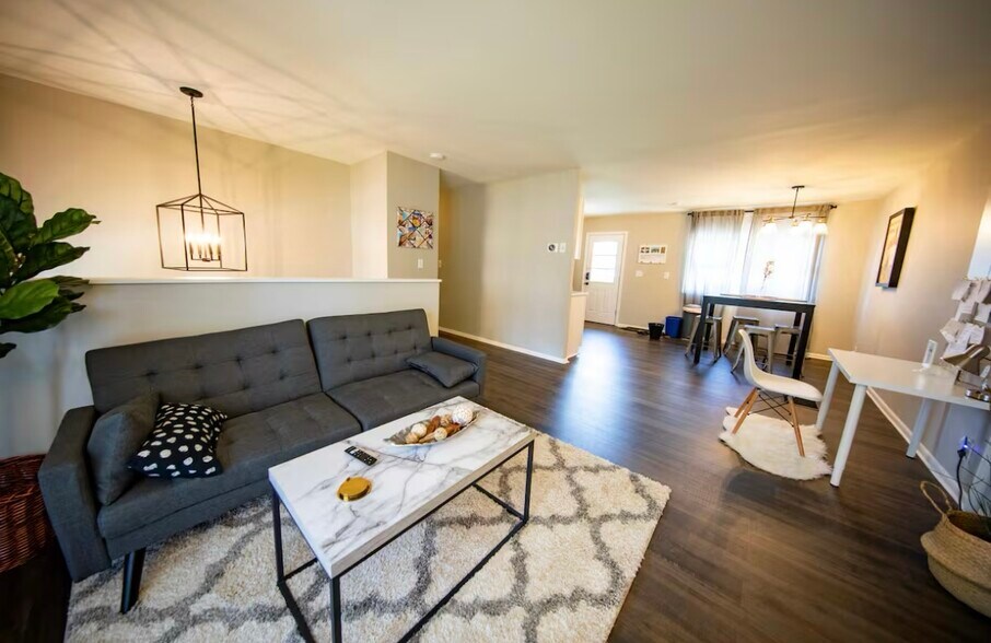 More Photos Of , Columbus Specialty For Sale