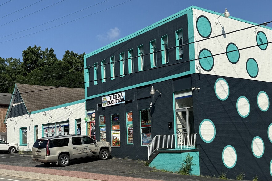 More Photos Of 3910-3912 Rhode Island Ave, Brentwood Freestanding For Lease