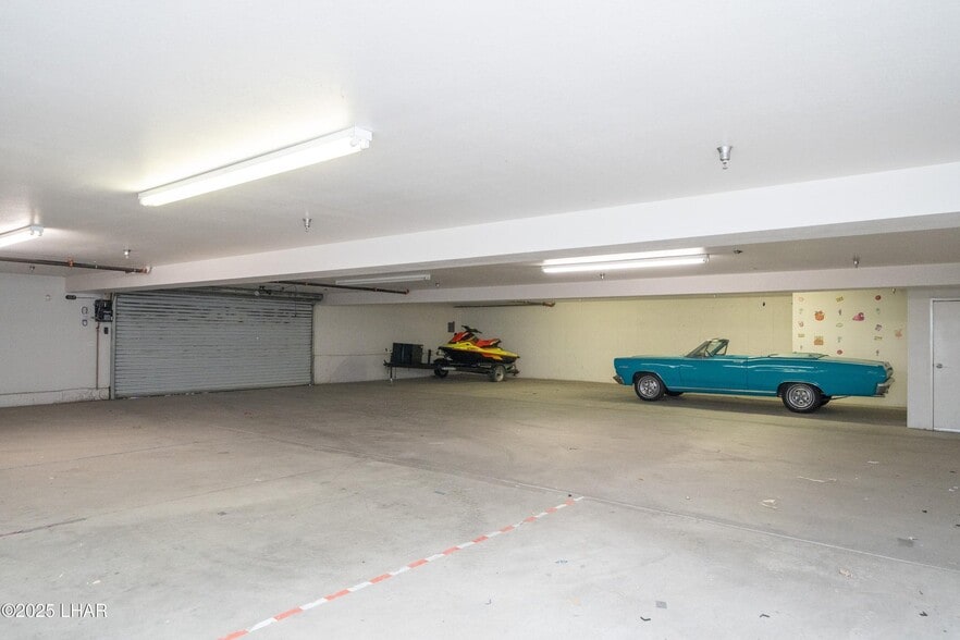 More Photos Of 1515 N Lake Havasu Ave, Lake Havasu City General Retail For Sale