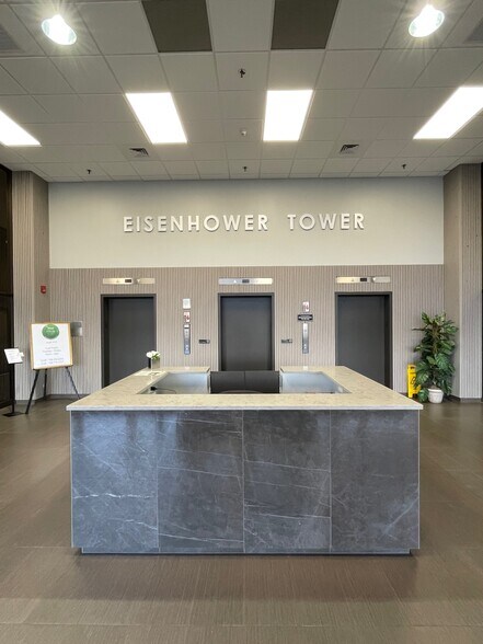 More Photos Of 1701 S 1st Ave, Maywood Office For Lease