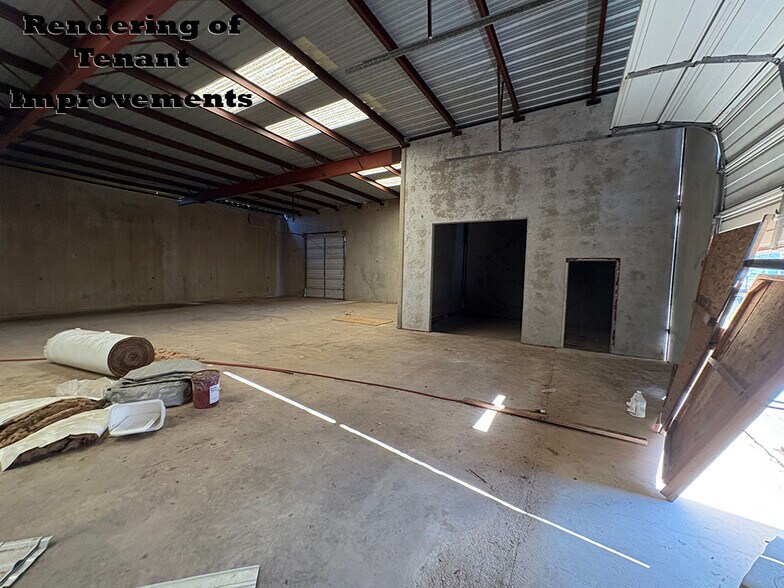 More Photos Of 10141 TX Loop 106, Adkins Showroom For Sale
