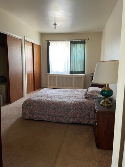 More Photos Of , Moorestown Unknown For Sale