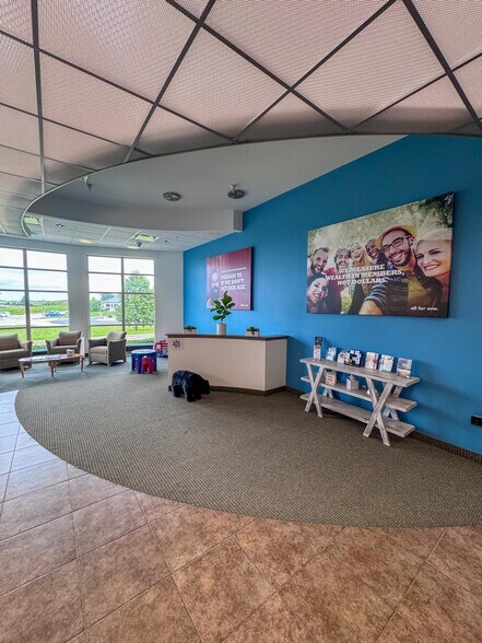 More Photos Of 1011 Tompkins Dr NE, Byron Office For Lease