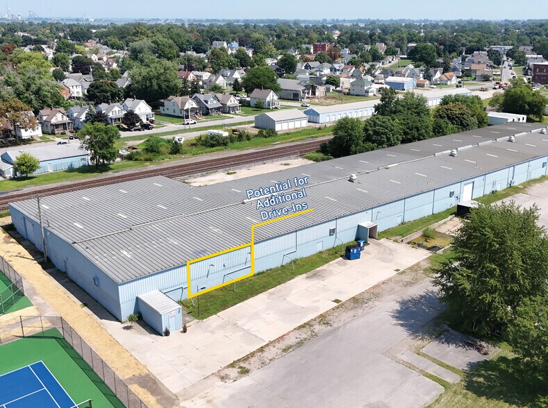 Primary Photo Of 1722 Hayes Ave, Sandusky Warehouse For Sale