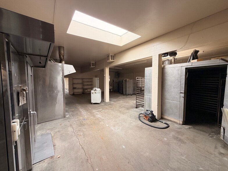 More Photos Of 1232 Broadway Ave, Seaside Storefront For Lease