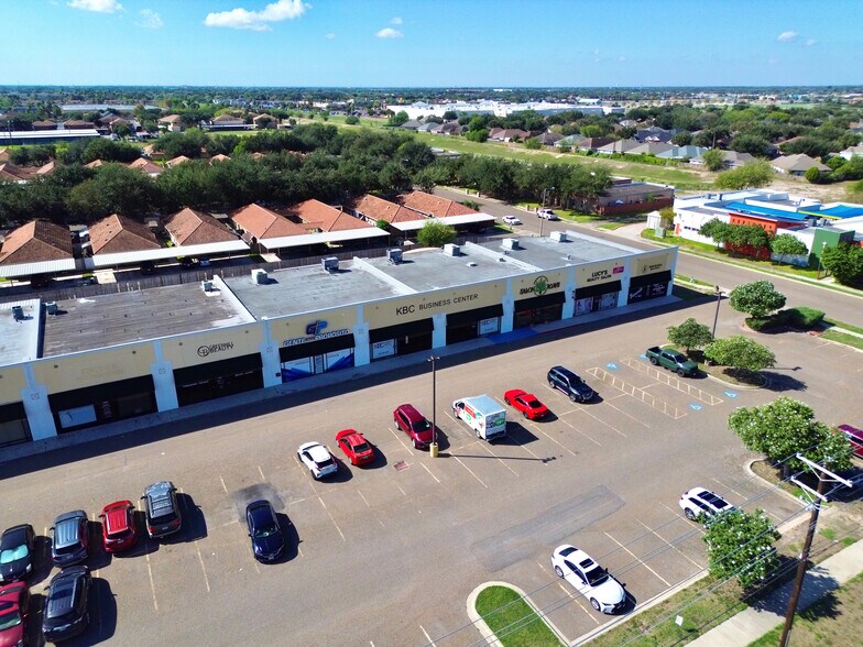 More Photos Of 2511-2513 Buddy Owens Blvd, McAllen Health Club For Lease