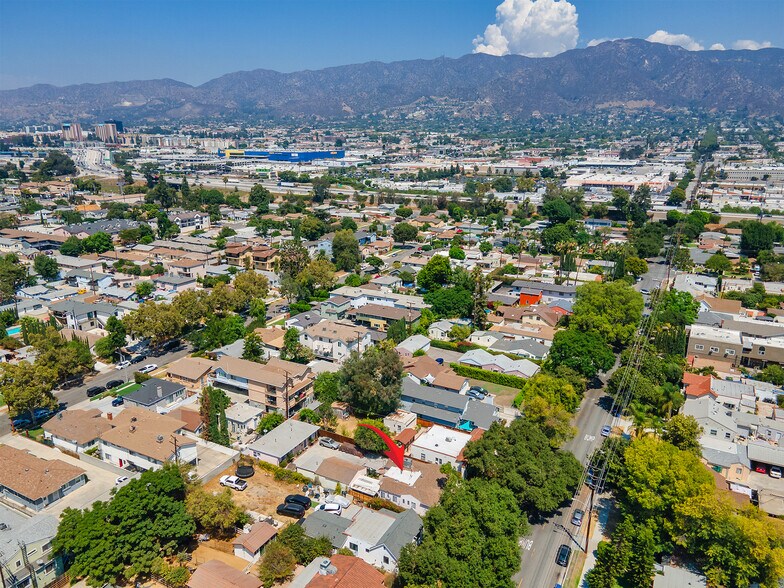 More Photos Of 331 Allen Ave, Glendale Multifamily For Sale