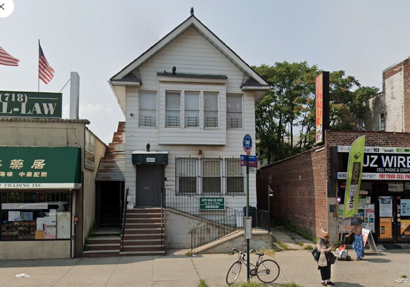 Primary Photo Of 6910 Bay Pky, Brooklyn Office For Sale