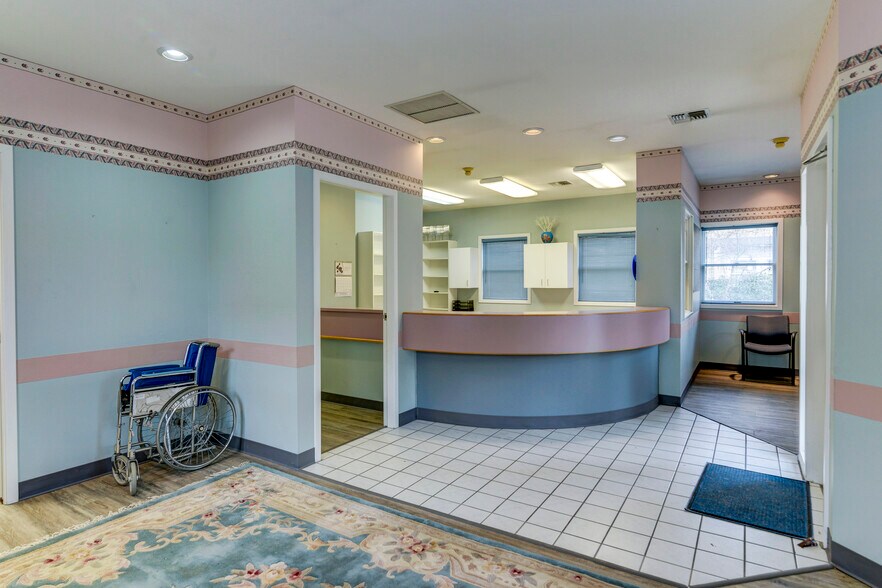 More Photos Of 403 Black Hills Ln SW, Olympia Medical For Sale