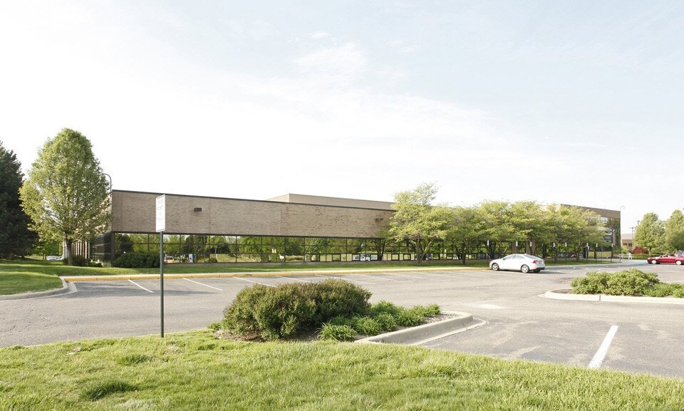 More Photos Of 5225 Auto Club Dr, Dearborn Office For Sale