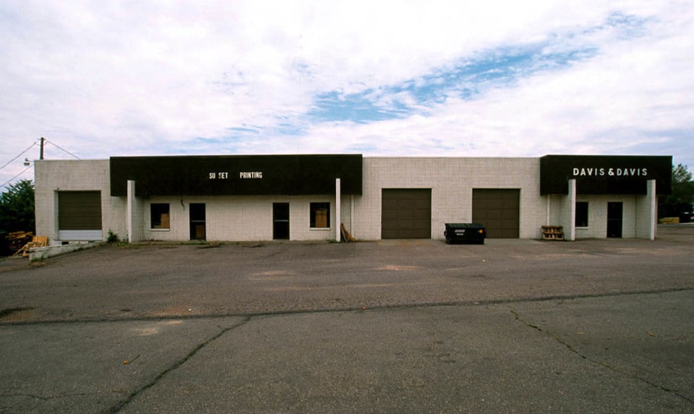 More Photos Of 2249 W College Ave, Englewood Warehouse For Sale