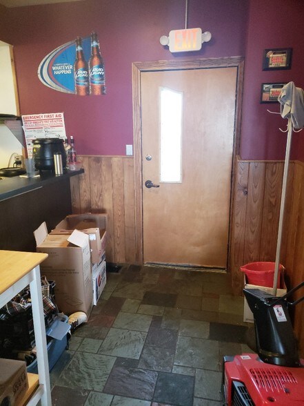 More Photos Of 10980 Dunnigan Rd, Emmett Restaurant For Sale