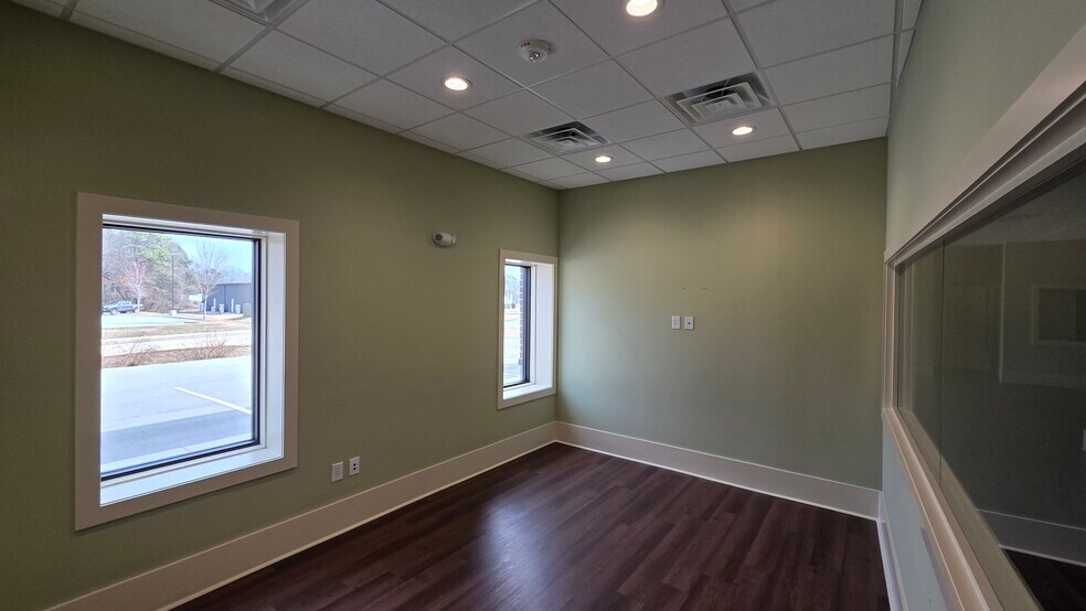 More Photos Of 3663 Southland Dr, Flowery Branch Warehouse For Sale