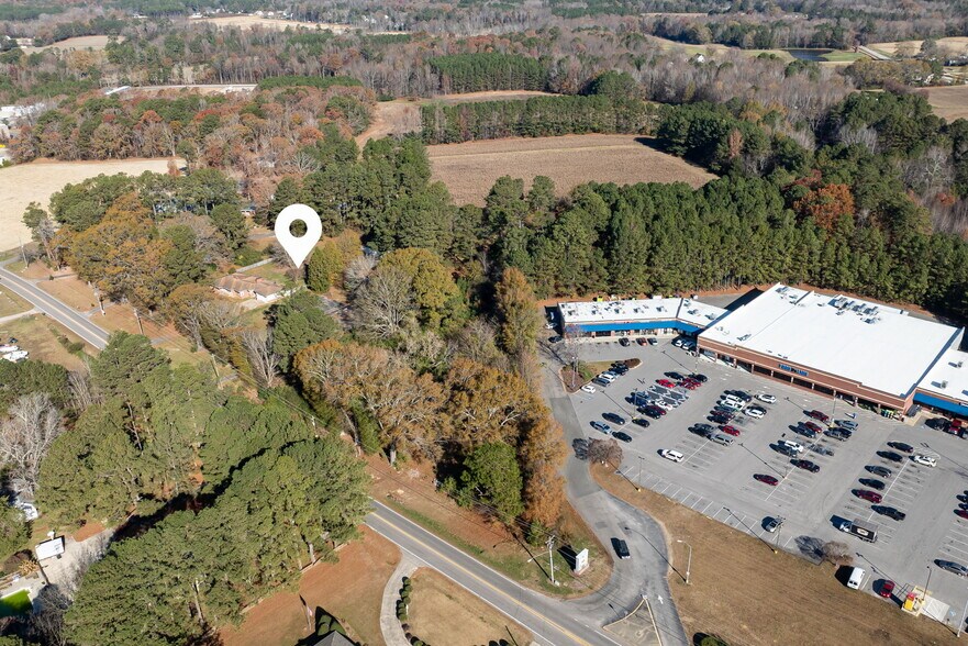 More Photos Of 2721 Wendell Blvd, Wendell Medical For Lease