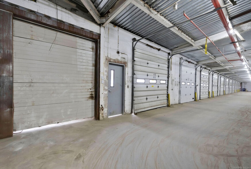 More Photos Of 241 Park Ave, East Hartford Manufacturing For Sale