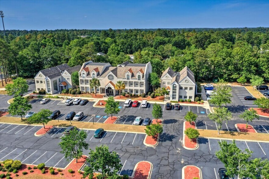 More Photos Of 6000 Woodside Executive Ct, Aiken Medical For Lease