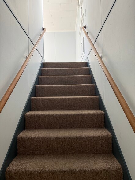 More Photos Of 29 Moss St, San Francisco Warehouse For Sale