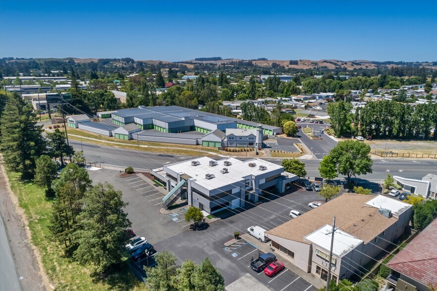 More Photos Of 6640 Redwood Dr, Rohnert Park Office For Sale