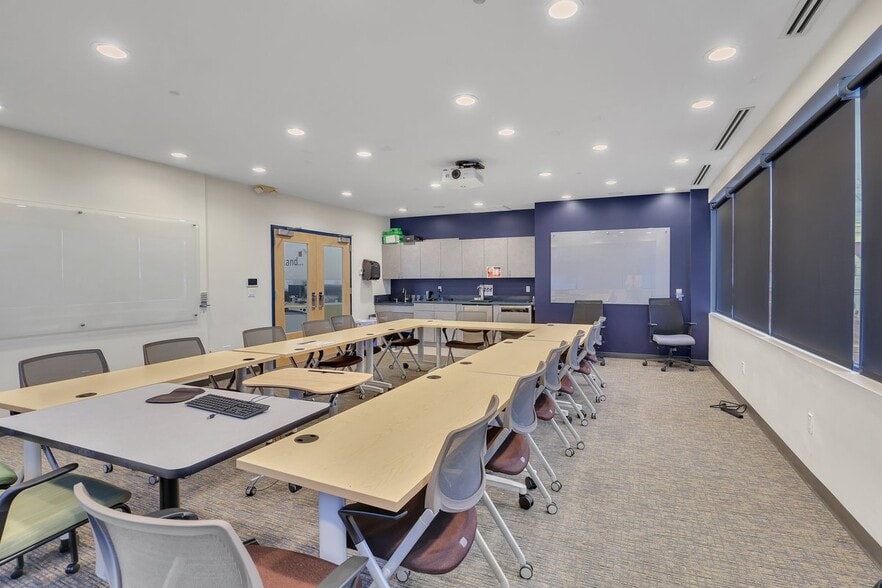 More Photos Of 67 Prospect Ave, West Hartford Medical For Sale