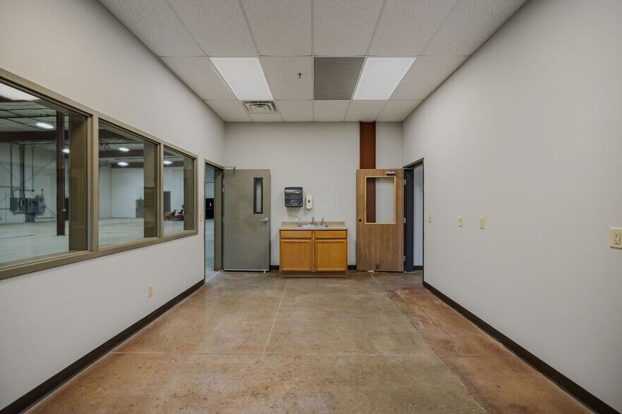 More Photos Of 110 Wall St, Onamia Flex For Sale