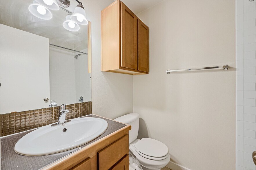 More Photos Of 3107 Speedway, Austin Apartments For Sale