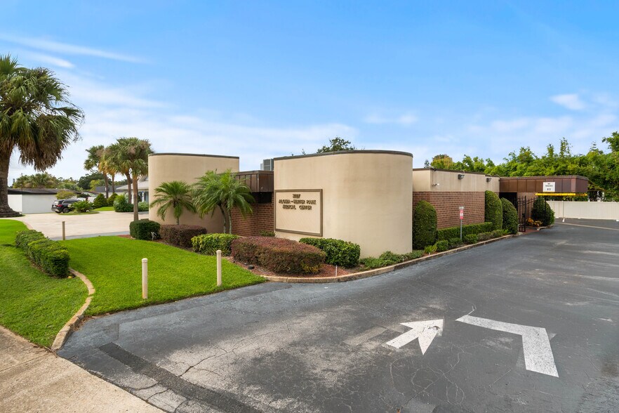 More Photos Of 3027 Aloma Ave, Winter Park Medical For Sale