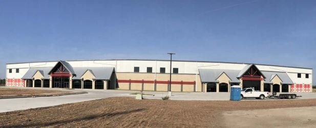 Primary Photo Of 1315 W MacArthur Rd, Wichita Warehouse For Lease