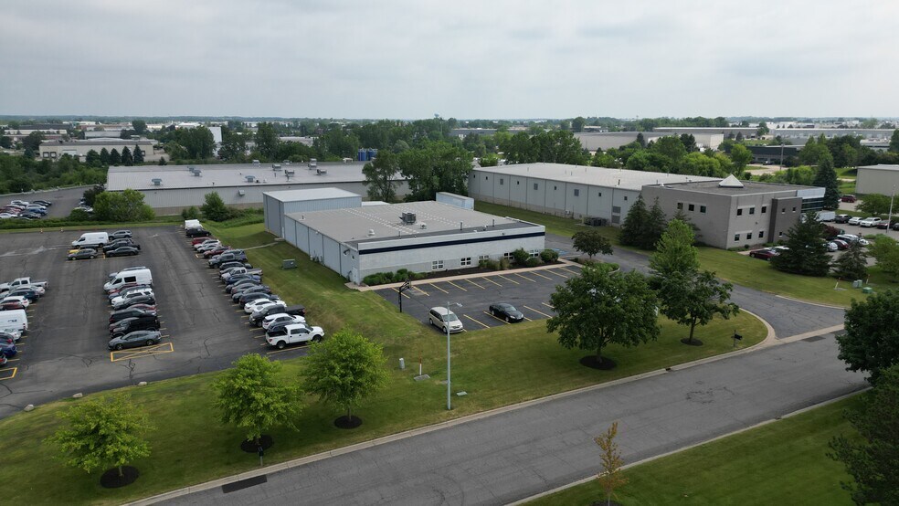 More Photos Of 3919 N Greenbrooke Dr SE, Grand Rapids Manufacturing For Sale