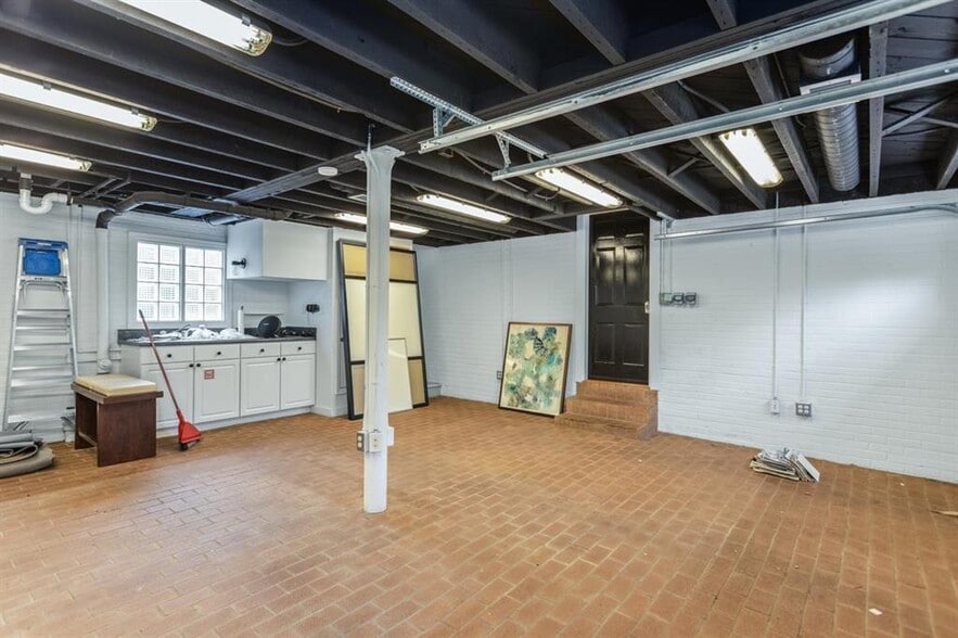 More Photos Of 1202 E Park Ave, Tallahassee Office Residential For Sale