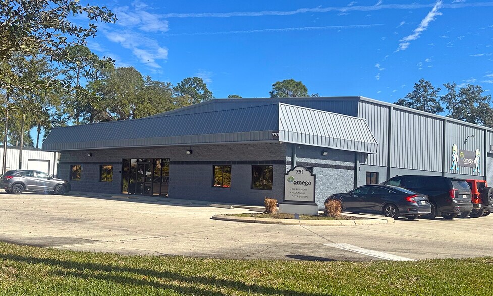 Primary Photo Of 751 Central Park Dr, Sanford Manufacturing For Lease
