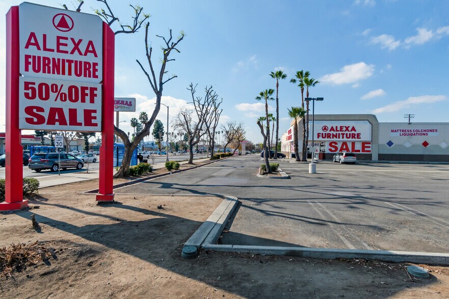 More Photos Of 611 E Holt Ave, Pomona Drugstore For Sale