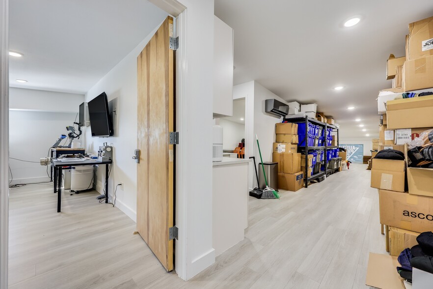 More Photos Of 2000 Windy Ter, Cedar Park Warehouse For Sale