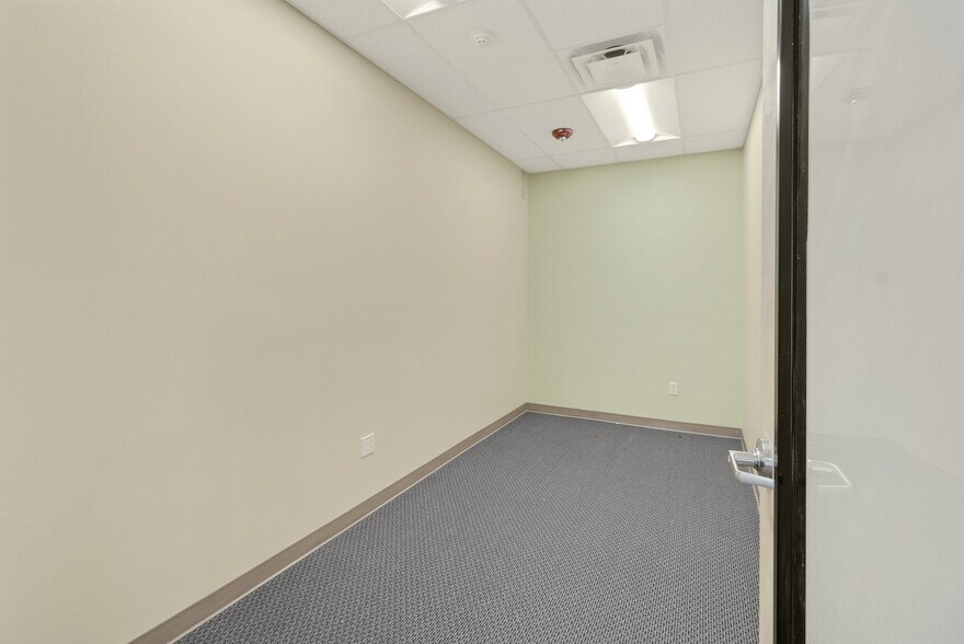 More Photos Of 1205-1247 S Park Victoria Dr, Milpitas Medical For Lease