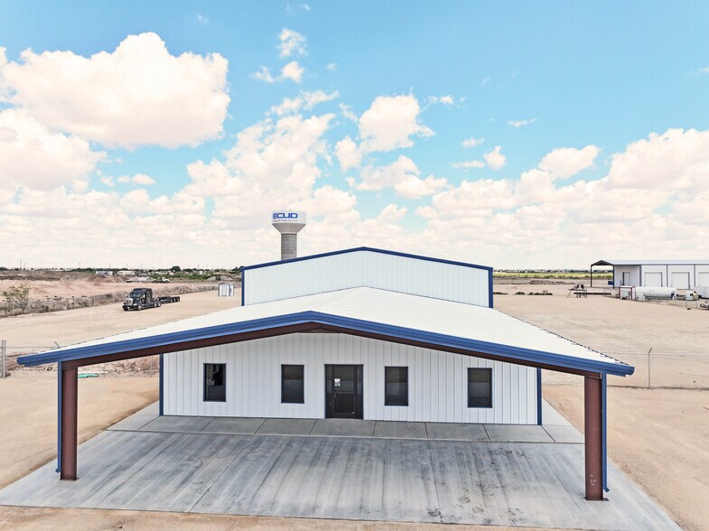 More Photos Of 8340 Boles Rd., Odessa Warehouse For Lease