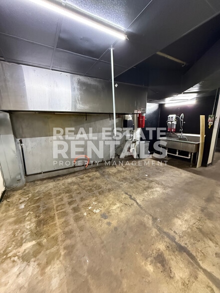 More Photos Of 519 Broad St, Gadsden Storefront For Lease
