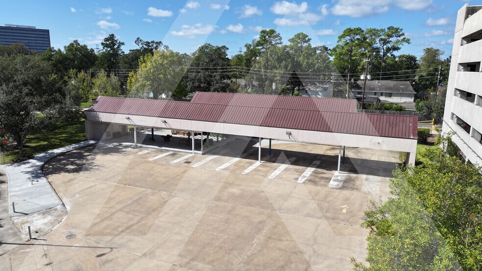 More Photos Of 747 N Eldridge Pky, Houston Land For Lease
