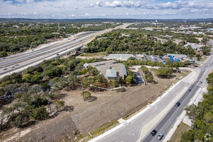 More Photos Of 1580 S Main St, Boerne Medical For Lease