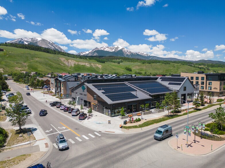 More Photos Of 325 Blue River Pky, Silverthorne Restaurant For Lease